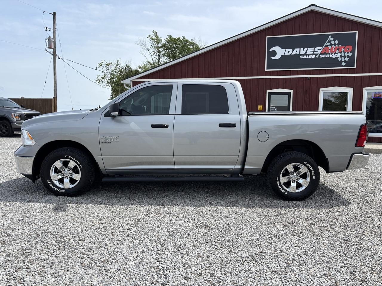 2022 RAM 1500 SLT Photo