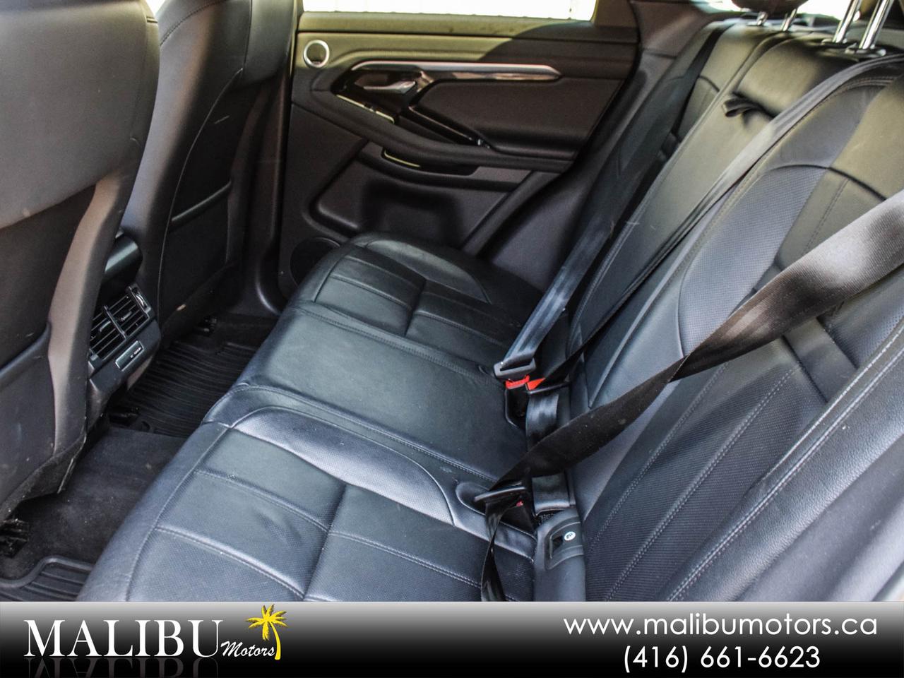 2021 Land Rover Range Rover Evoque R-DYNAMIC SE Photo