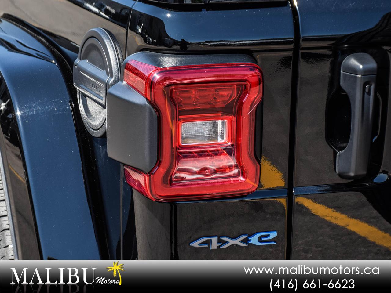 2024 Jeep Wrangler Sahara Photo