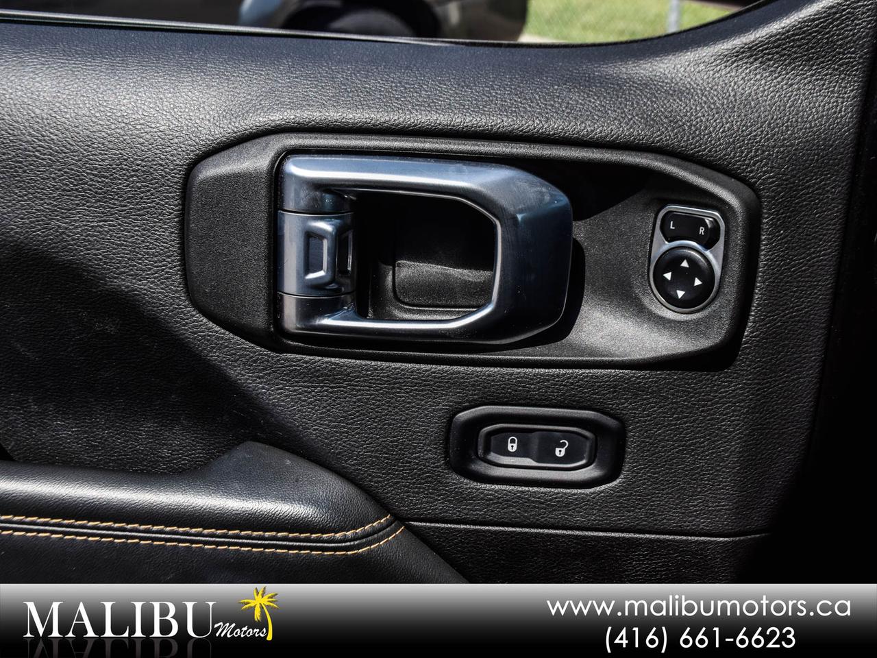 2024 Jeep Wrangler Sahara Photo