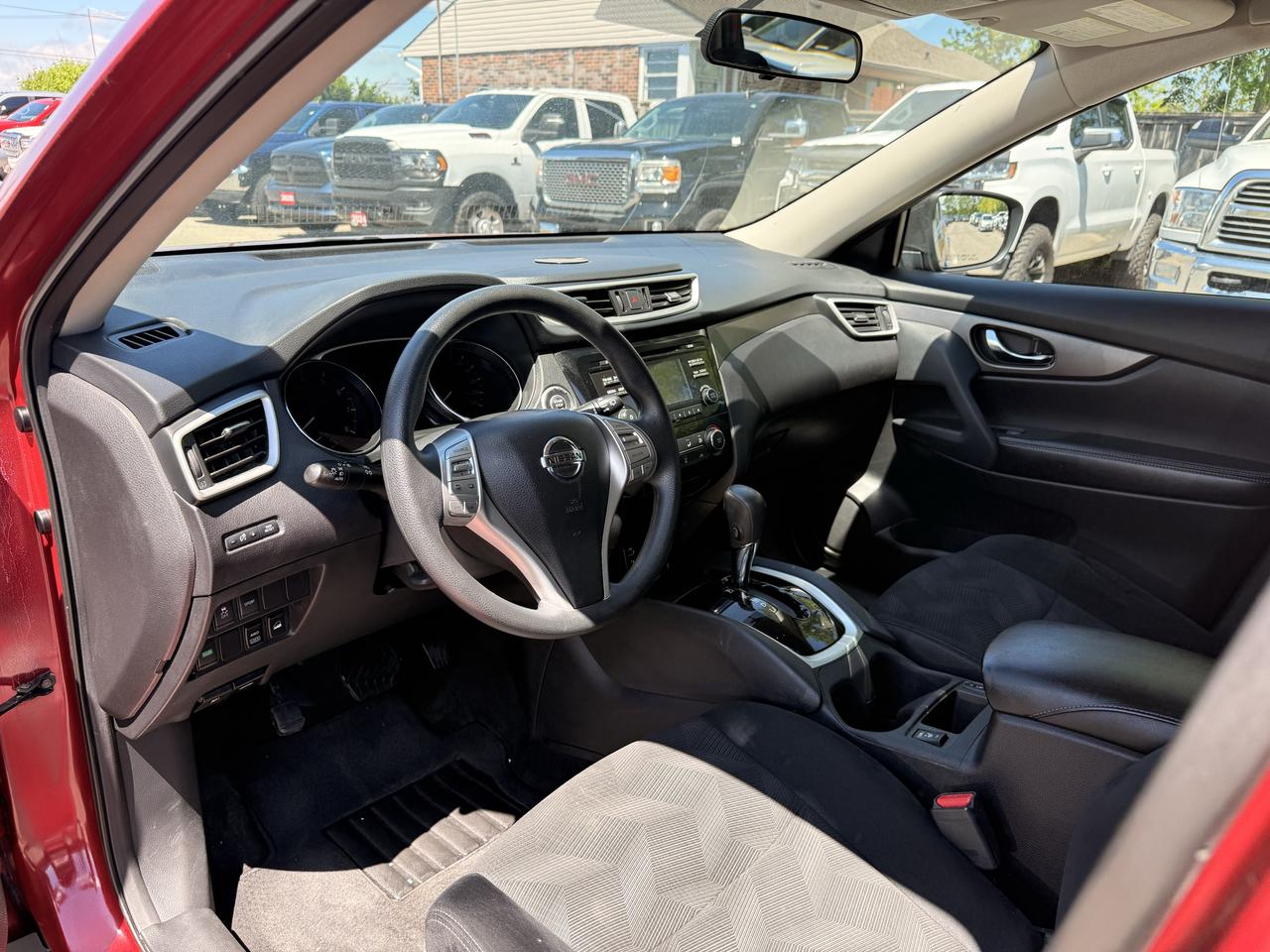2015 Nissan Rogue SV | AWD Photo