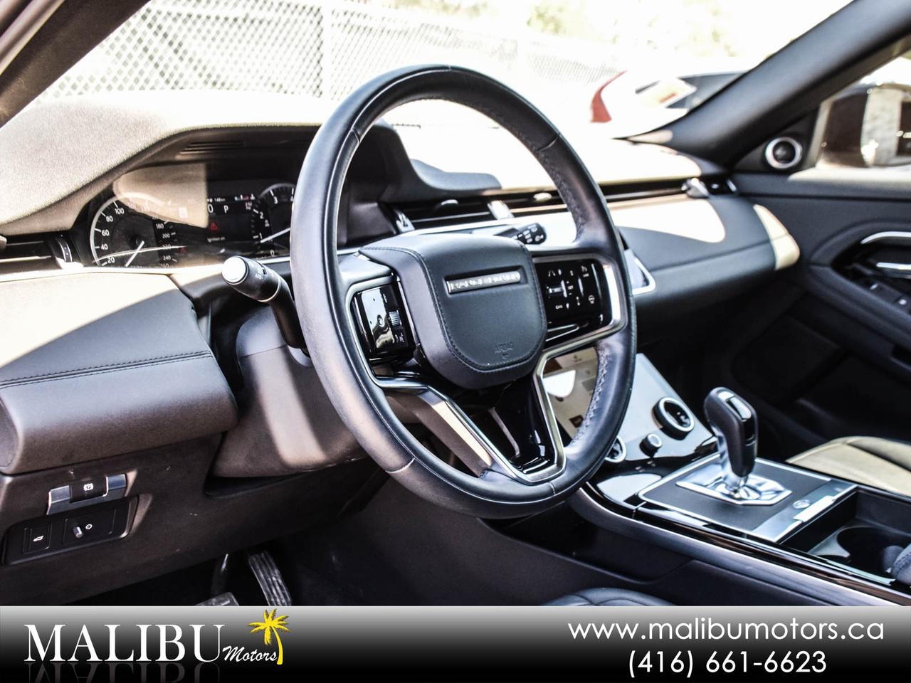 2023 Land Rover Range Rover Evoque SE Photo