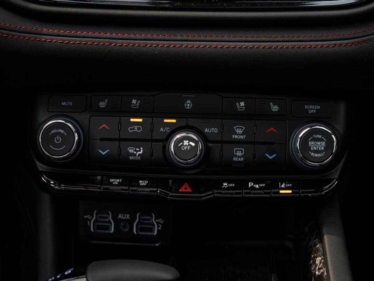 2026 Dodge Durango GT HEMI V8 Premium Photo