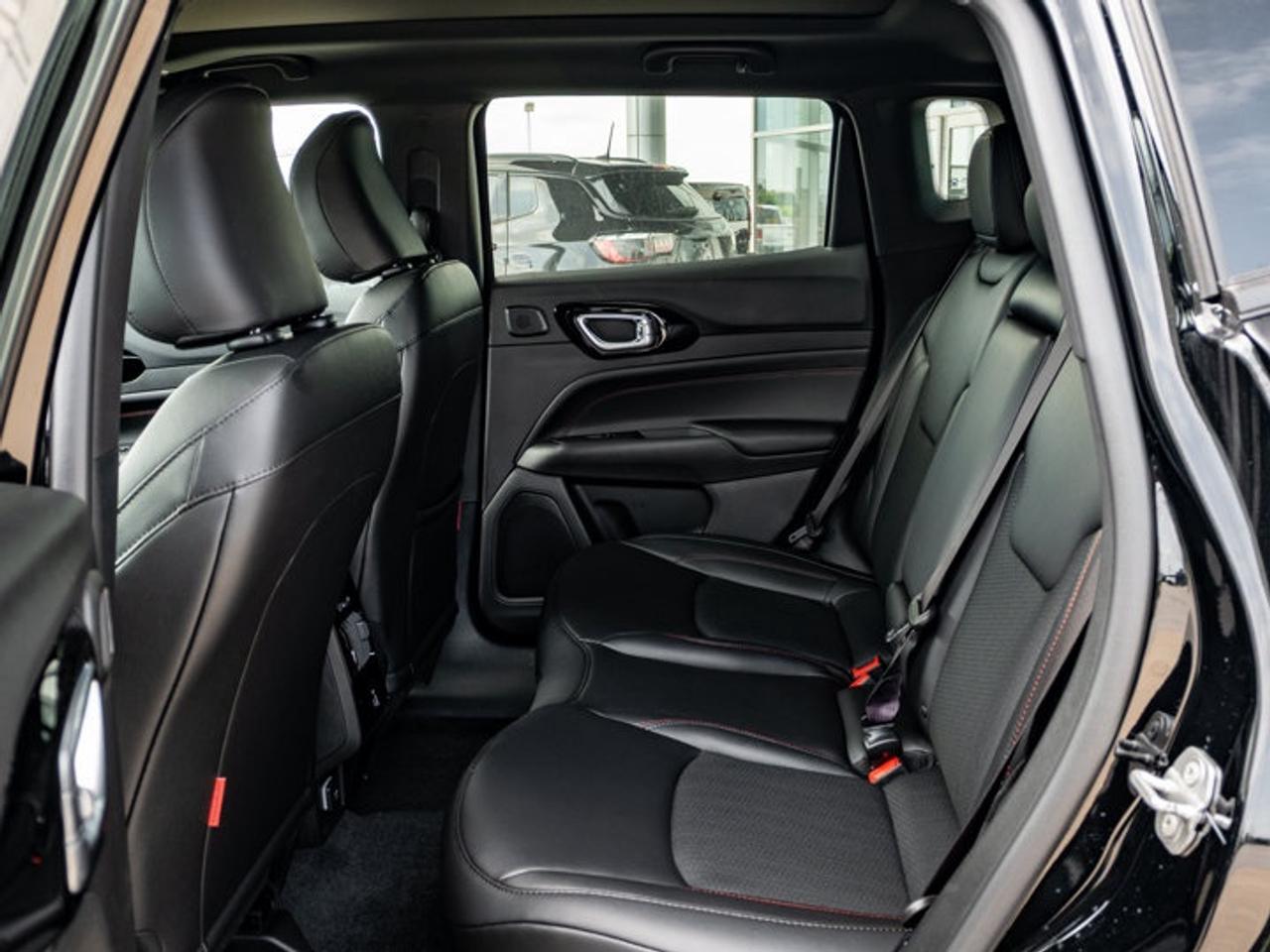 2026 Jeep Compass Trailhawk Photo