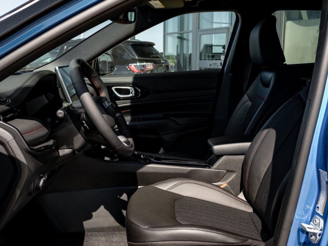 2026 Jeep Compass Trailhawk Photo