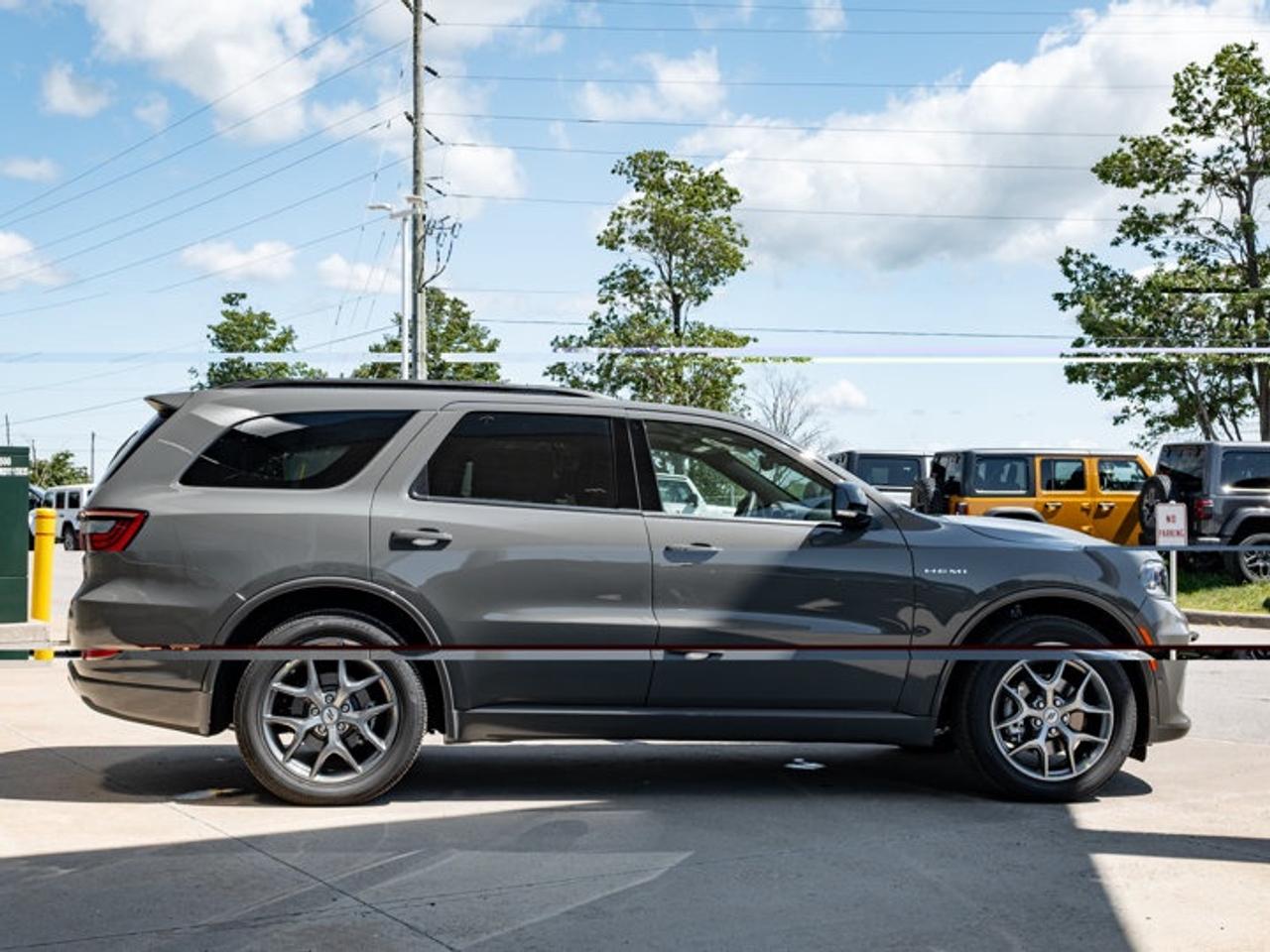 2026 Dodge Durango GT HEMI V8 Premium Photo