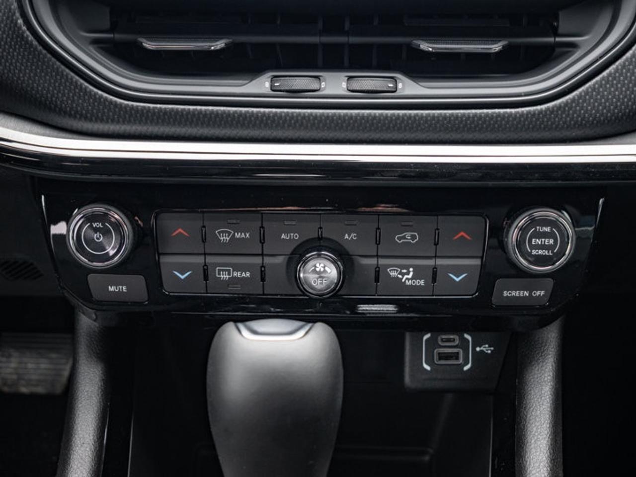 2026 Jeep Compass Trailhawk Photo