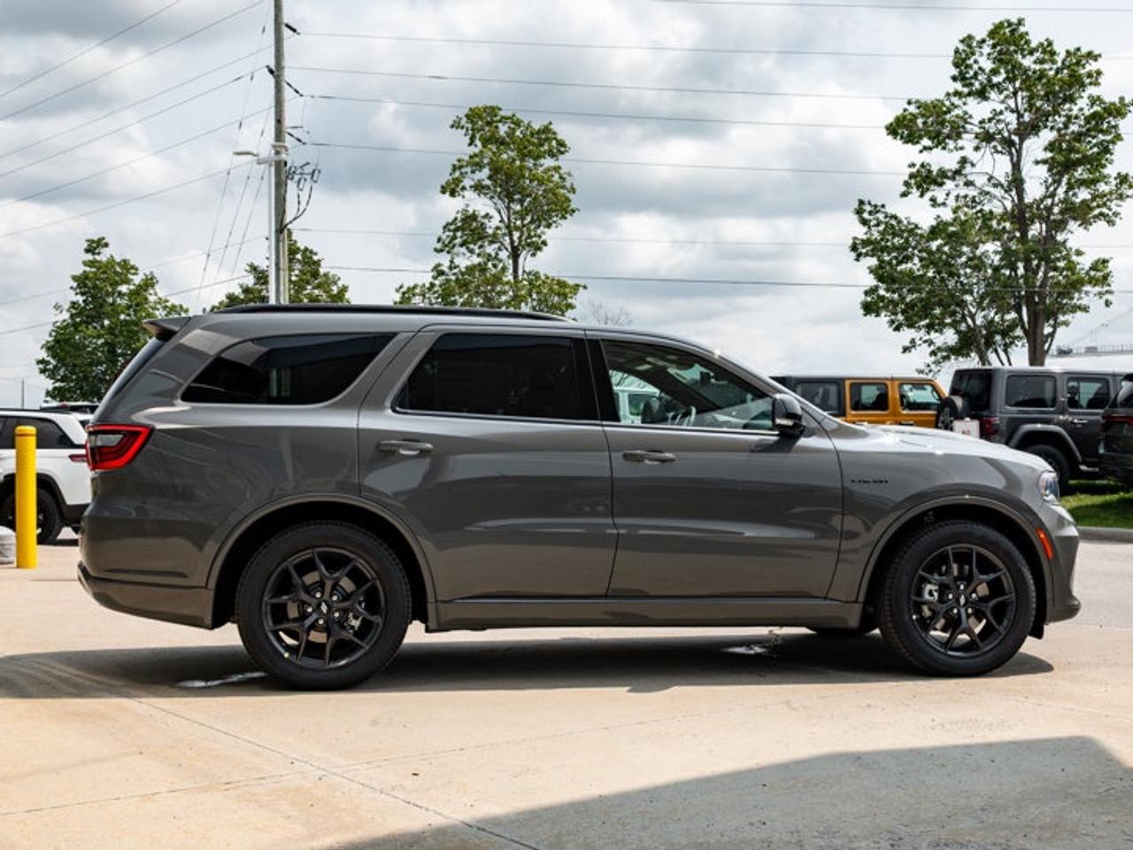 2026 Dodge Durango GT HEMI V8 Premium Photo