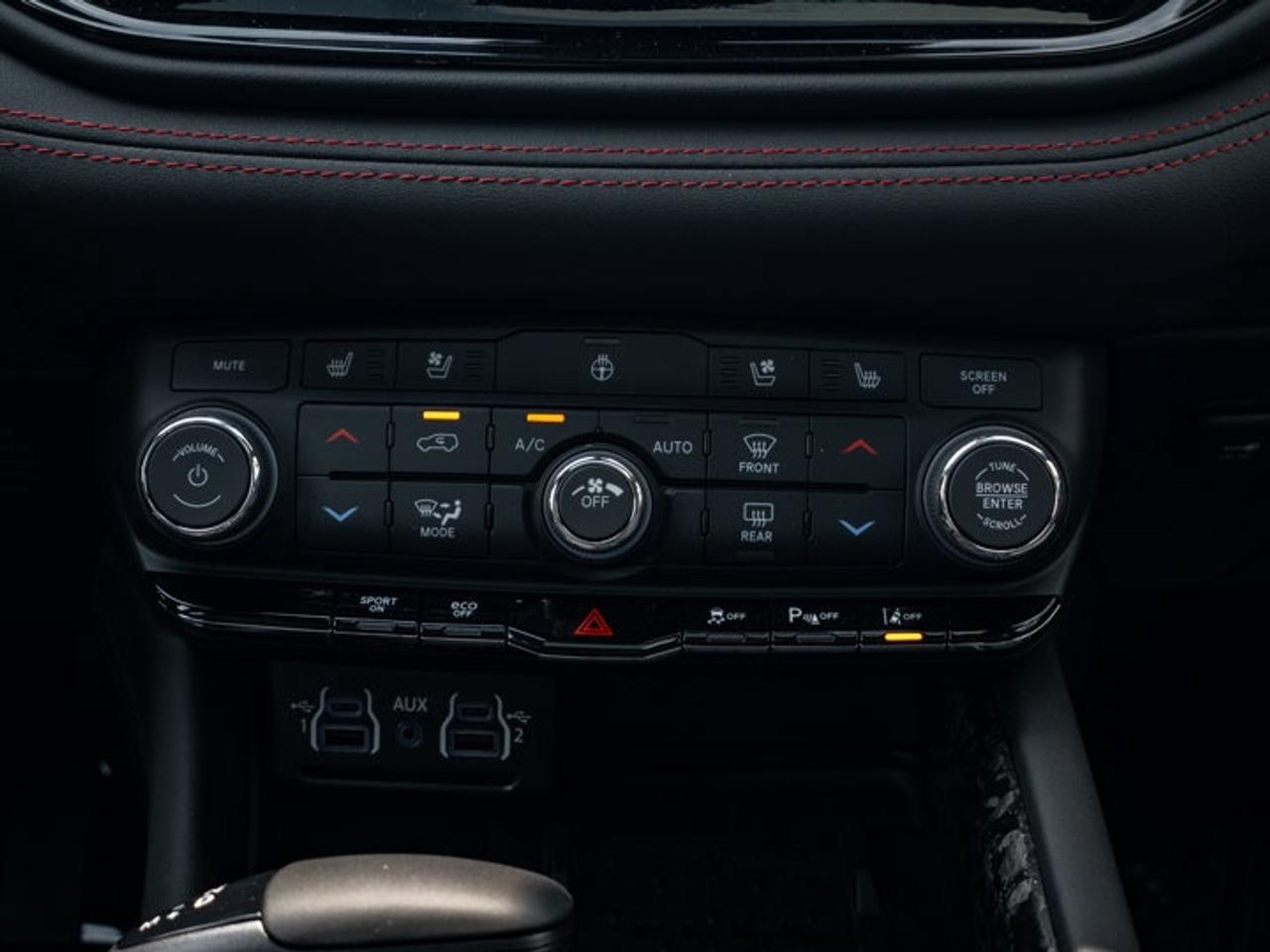 2026 Dodge Durango GT HEMI V8 Premium Photo