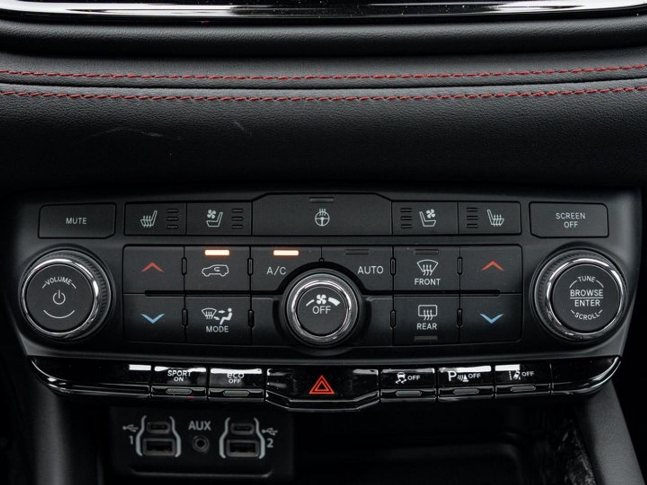 2026 Dodge Durango GT HEMI V8 Premium Photo