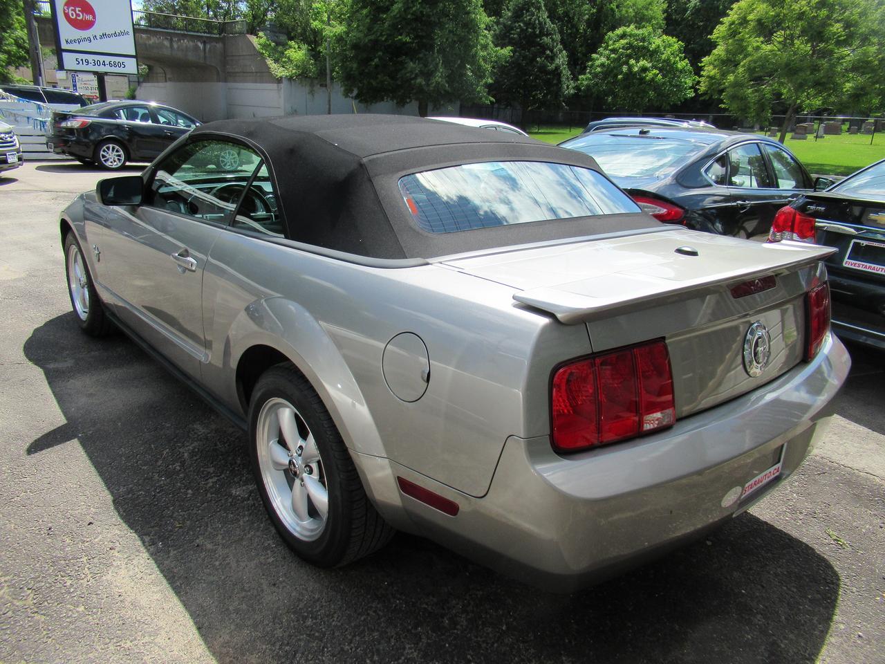 2009 Ford Mustang 45 th Anniversary Photo2