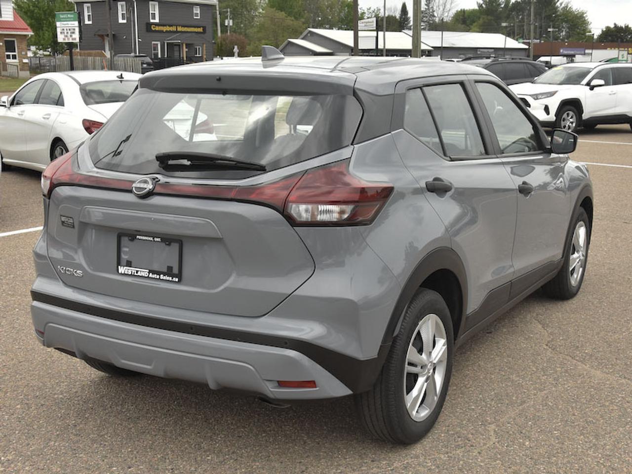 2024 Nissan Kicks S FWD Photo