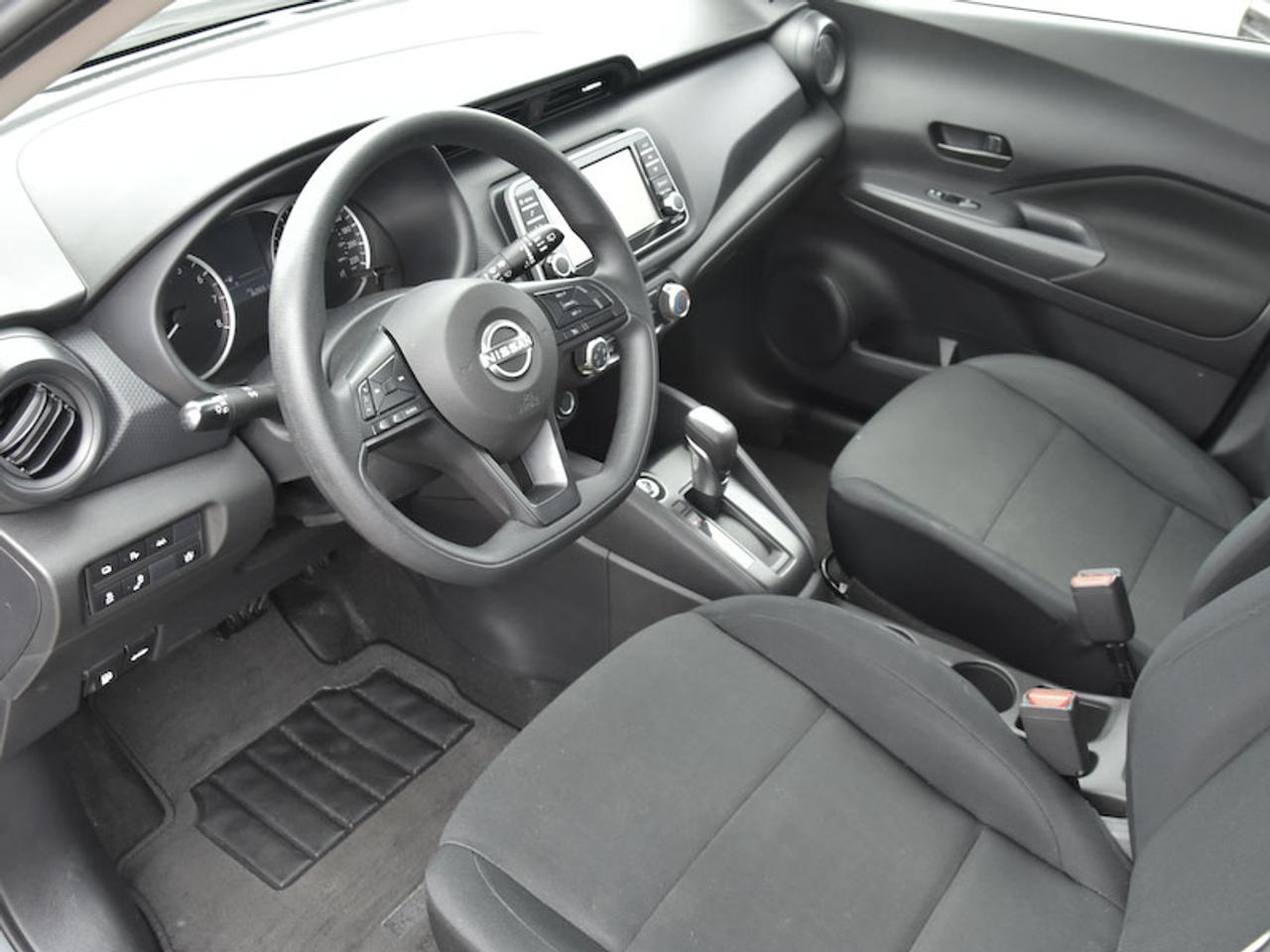 2024 Nissan Kicks S FWD Photo4