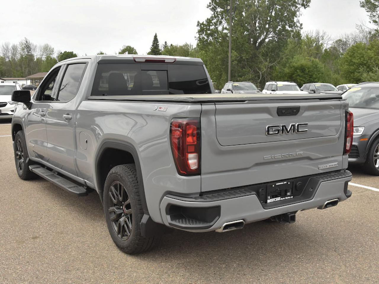 2024 GMC Sierra 1500 4WD Crew Cab 157" Elevation Photo
