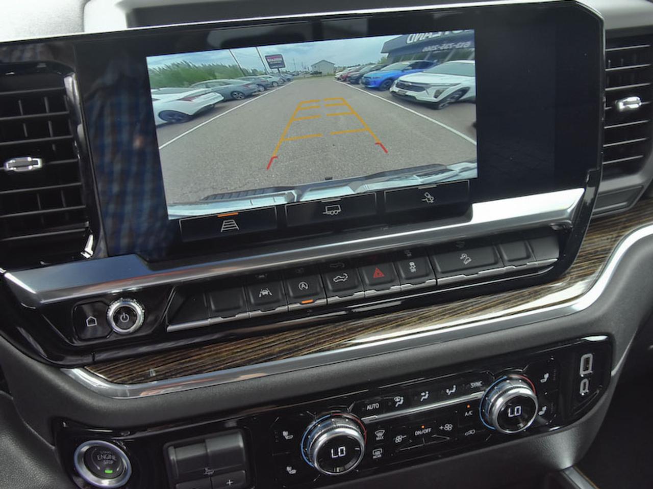 2024 GMC Sierra 1500 4WD Crew Cab 157" Elevation Photo