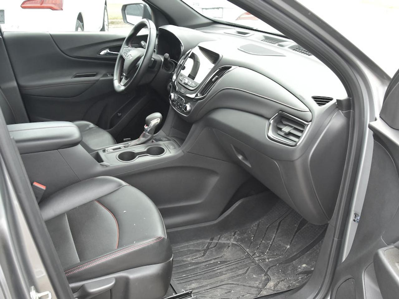 2023 Chevrolet Equinox AWD 4dr RS Photo