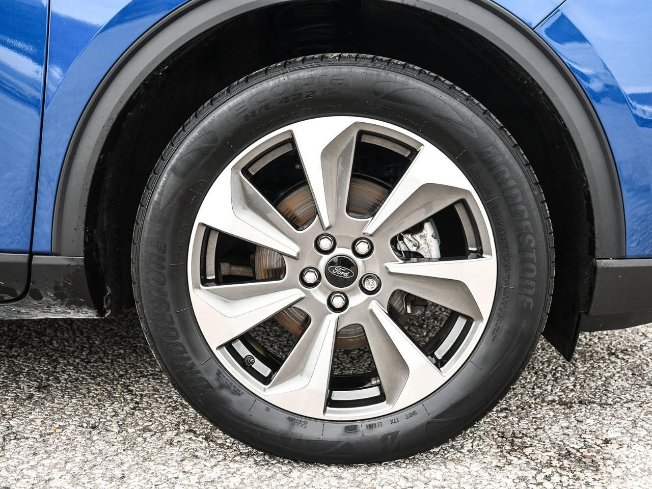 2023 Ford Escape Platinum Photo