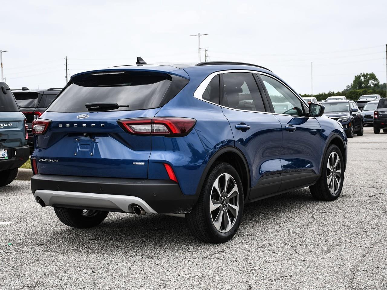 2023 Ford Escape Platinum Photo