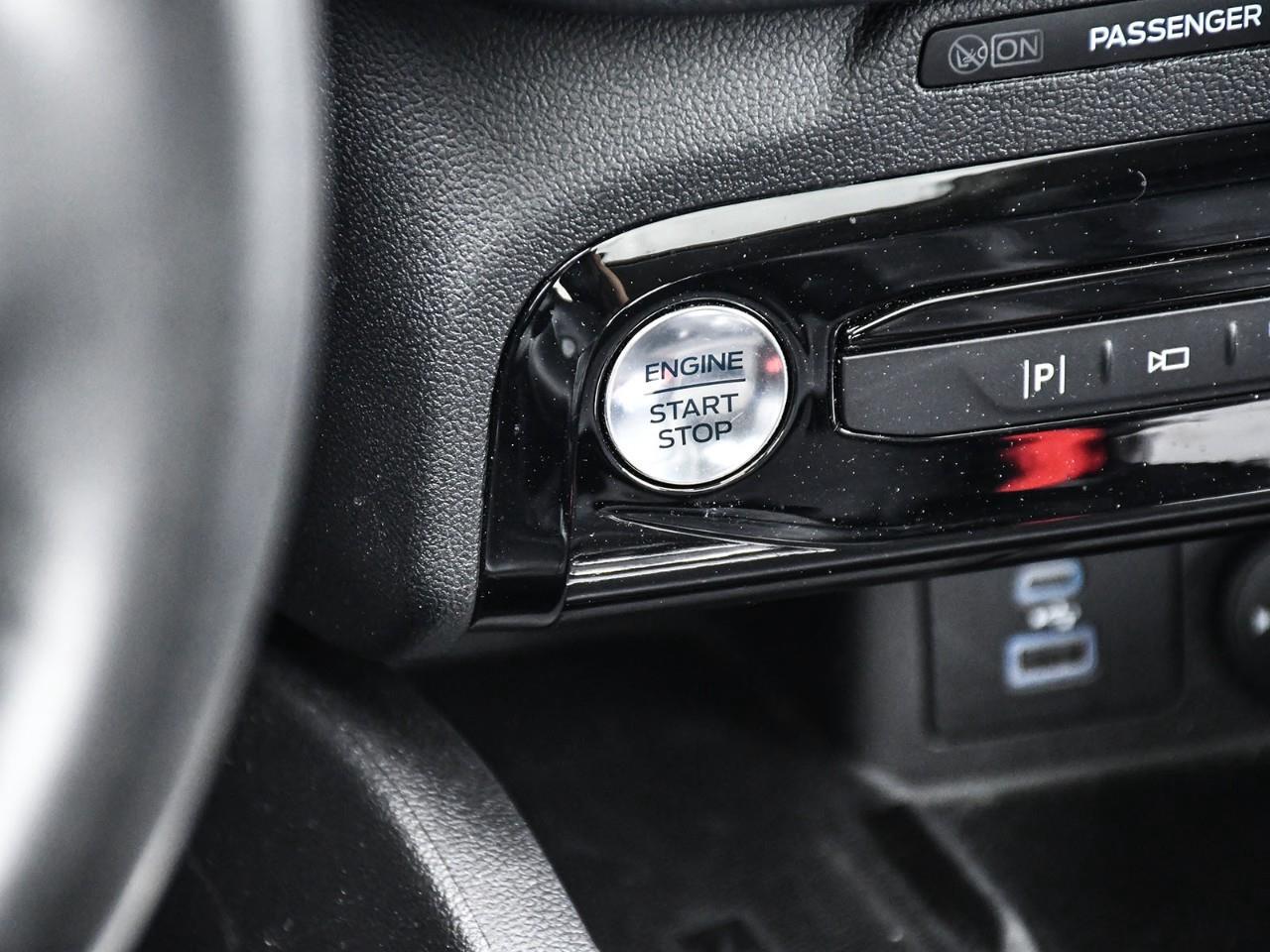 2023 Ford Escape Platinum Photo