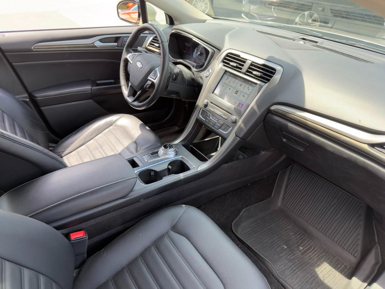 2017 Ford Fusion SE 202A|DRIVE ASSIST|LUX PK|TECH PK|NAV|NO ACCIDENTS Photo