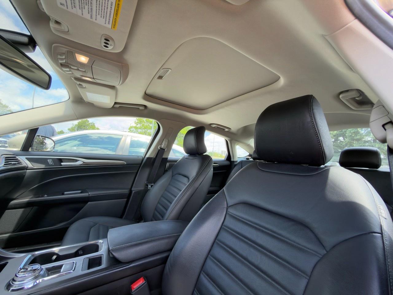 2017 Ford Fusion SE 202A|DRIVE ASSIST|LUX PK|TECH PK|NAV|NO ACCIDENTS Photo