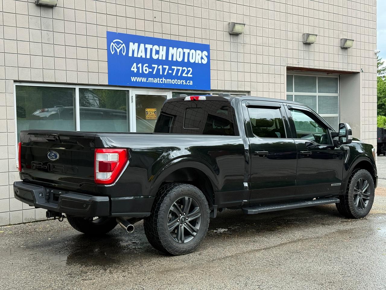 2022 Ford F-150 Lariat 4WD SuperCrew 6.5' Box Photo4
