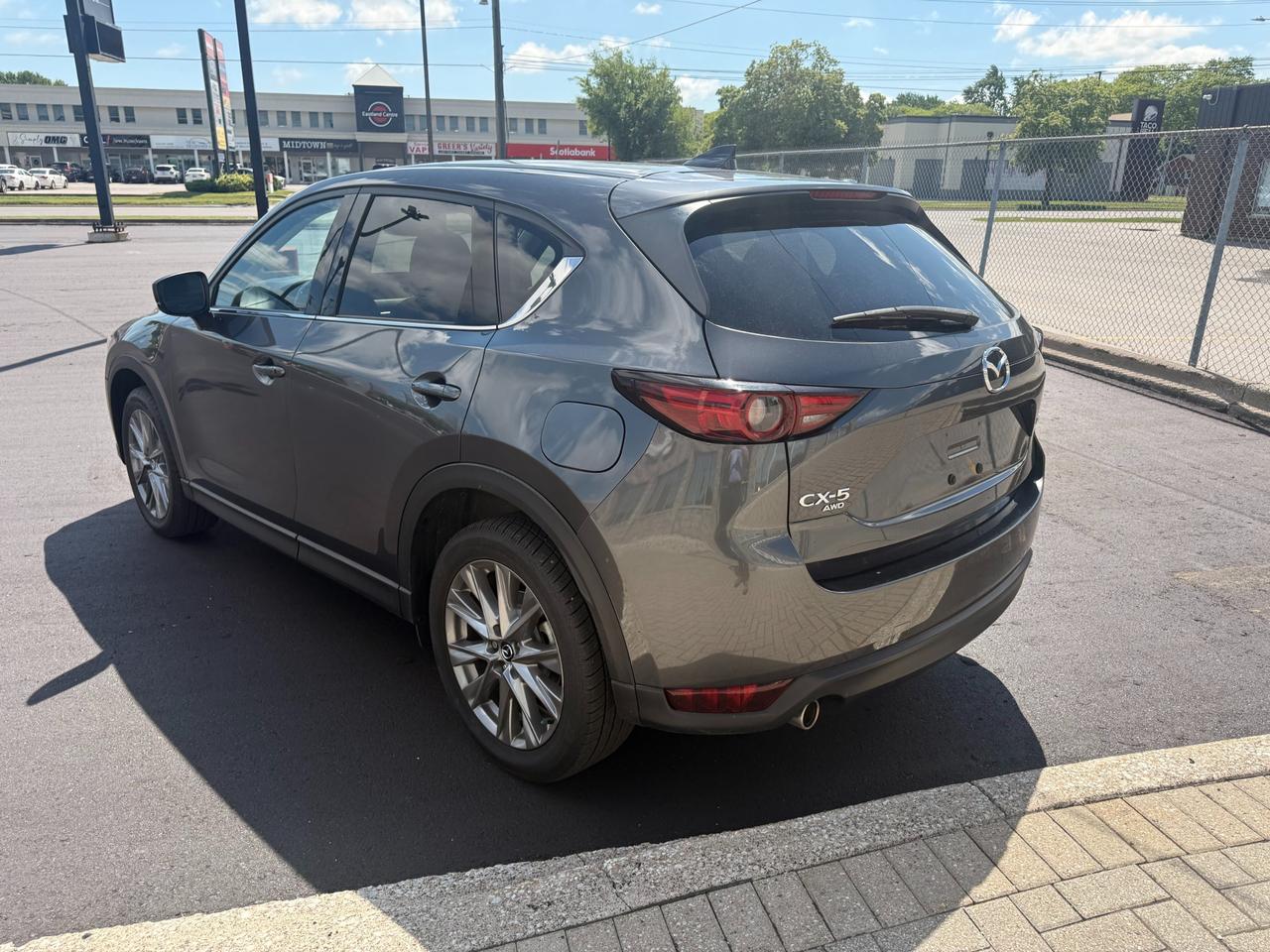 2021 Mazda CX-5 GT Photo