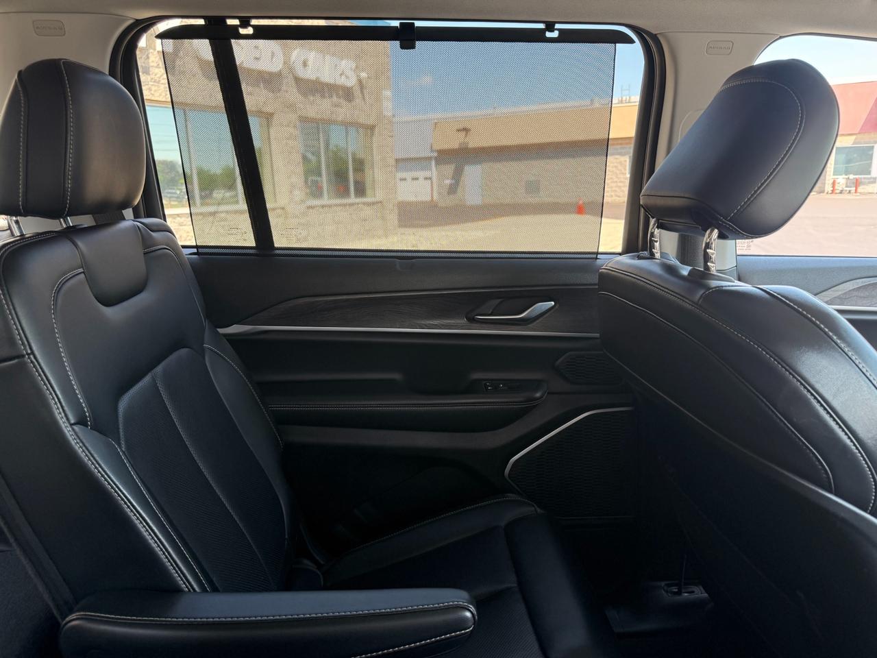 2021 Jeep Grand Cherokee L Limited Photo