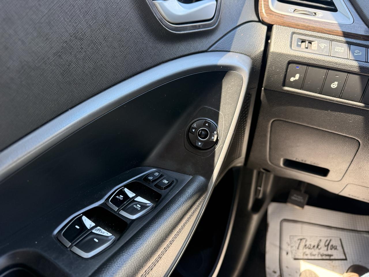 2018 Hyundai Santa Fe Sport 2.0T SE AWD Photo