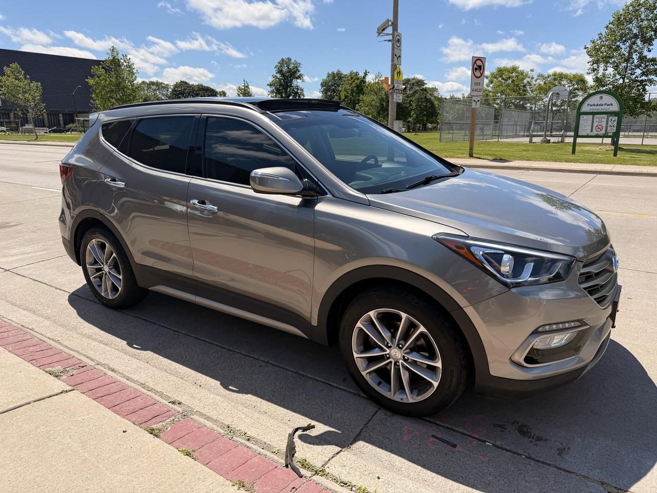 2018 Hyundai Santa Fe Sport 2.0T SE AWD Photo