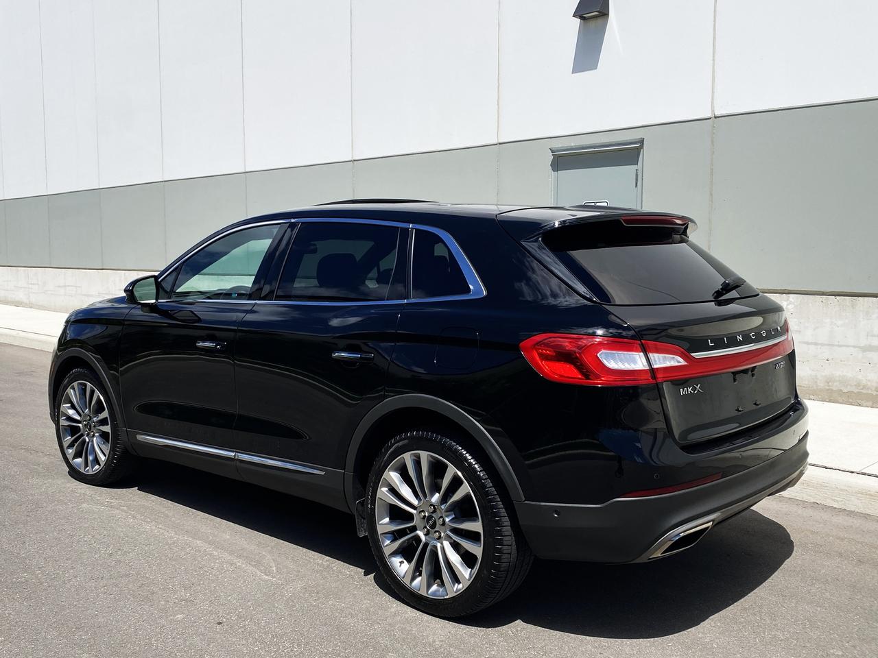 2016 Lincoln MKX RESERVE-AWD-360 CAMERA-PANO ROOF-DRIVER ASSIST Photo3