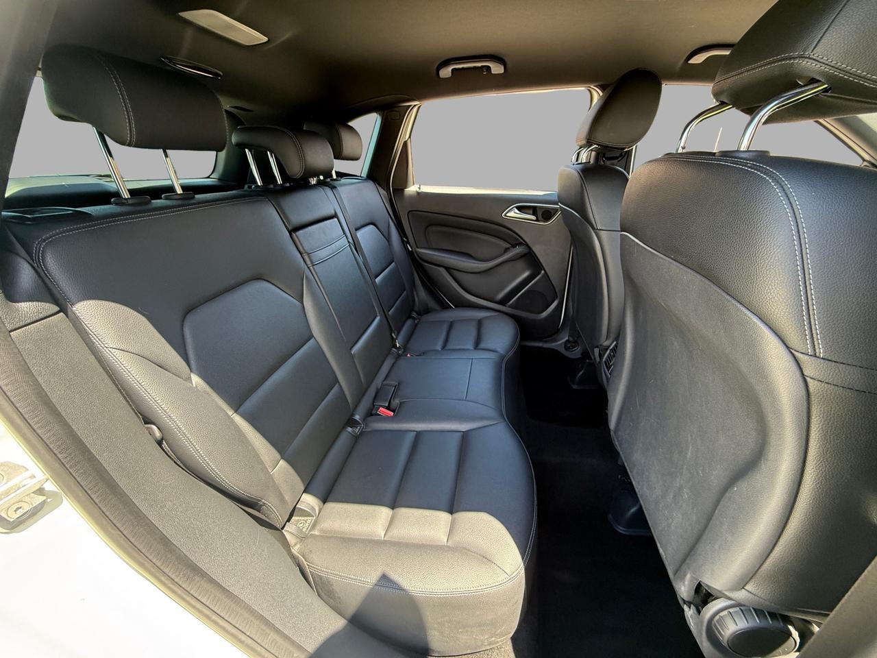 2015 Mercedes-Benz B-Class 4DR HB B 250 SPORTS TOURER 4MATIC Photo