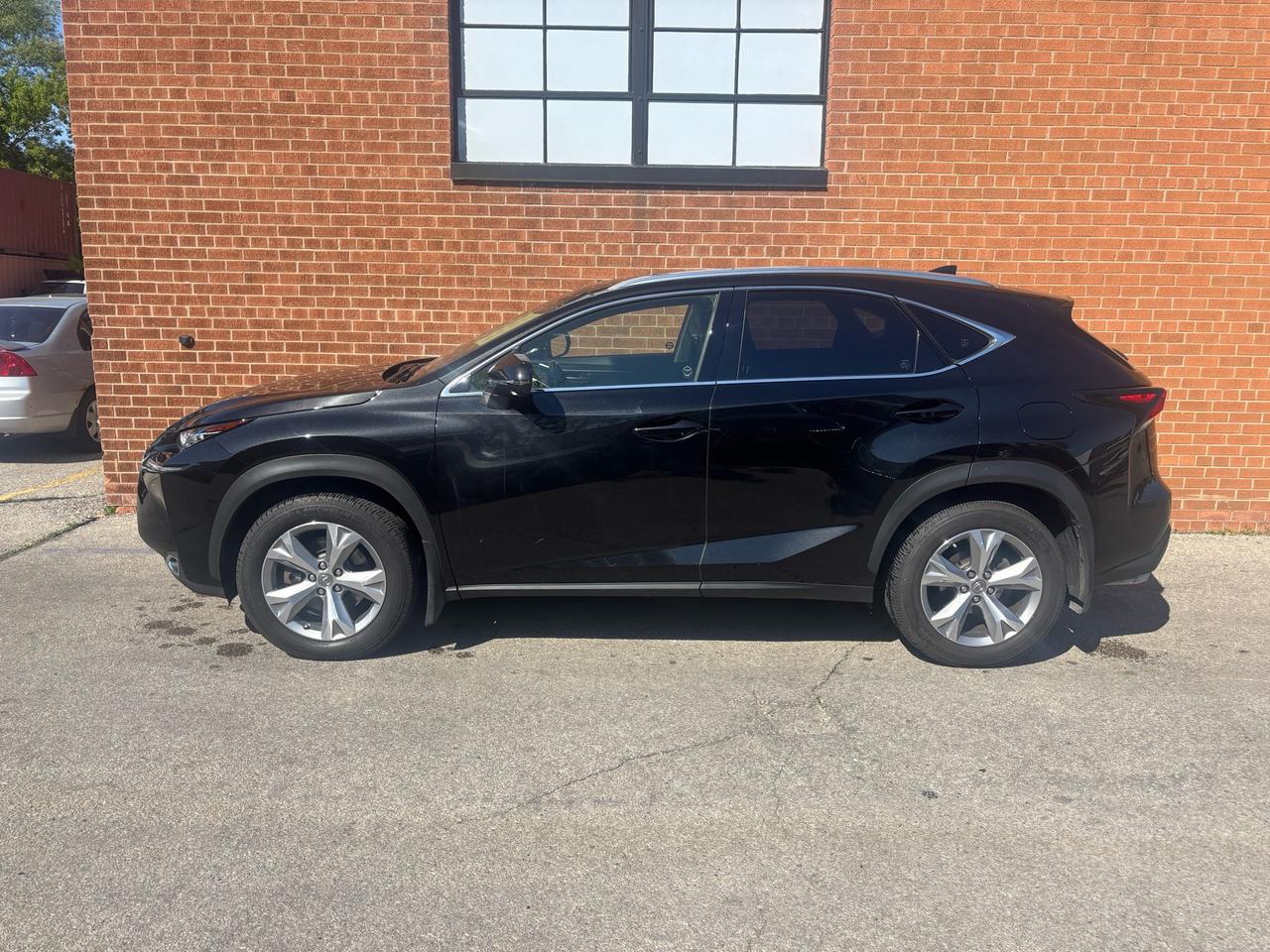 2017 Lexus NX 200t Executive Pckg, AWD 4dr Photo