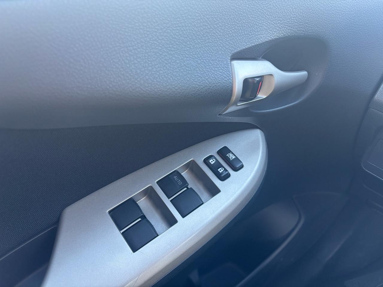 2010 Toyota Corolla Auto, 4dr Sdn XRS Photo