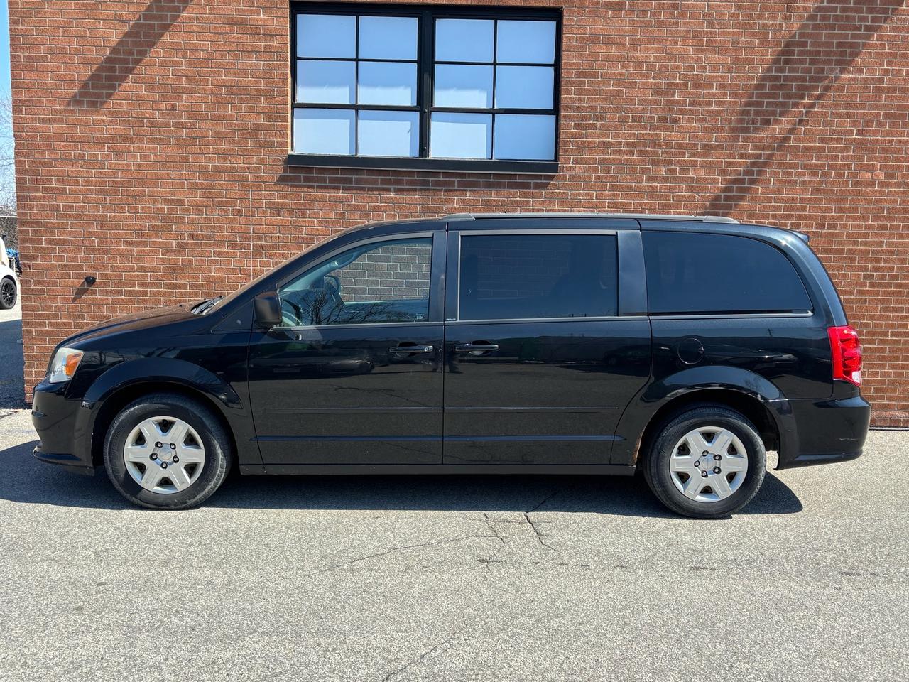 2013 Dodge Grand Caravan 4dr Wgn SXT Photo