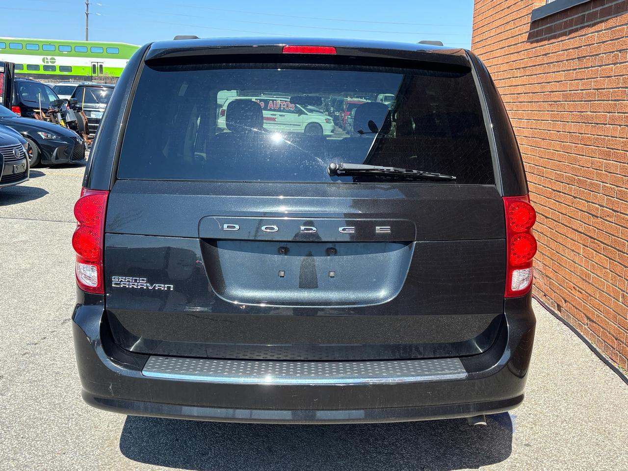 2013 Dodge Grand Caravan 4dr Wgn SXT Photo