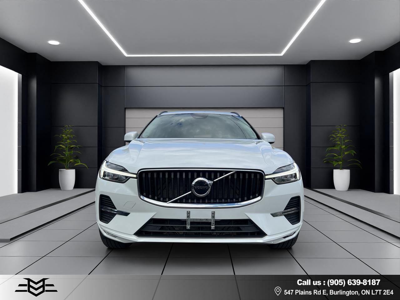 2022 Volvo XC60 B5 AWD MOMENTUM - Blind Spot Monitor !!! Photo