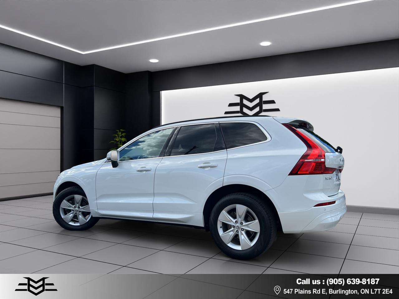 2022 Volvo XC60 B5 AWD MOMENTUM - Blind Spot Monitor !!! Photo