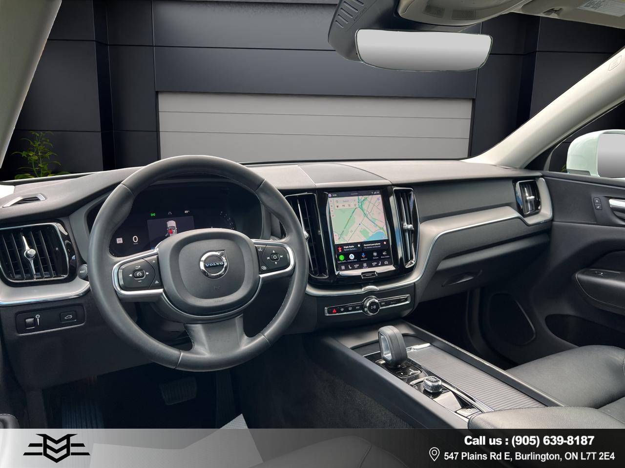 2022 Volvo XC60 B5 AWD MOMENTUM - Blind Spot Monitor !!! Photo