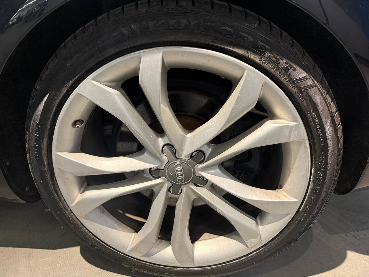 2008 Audi S8 4DR SDN Photo