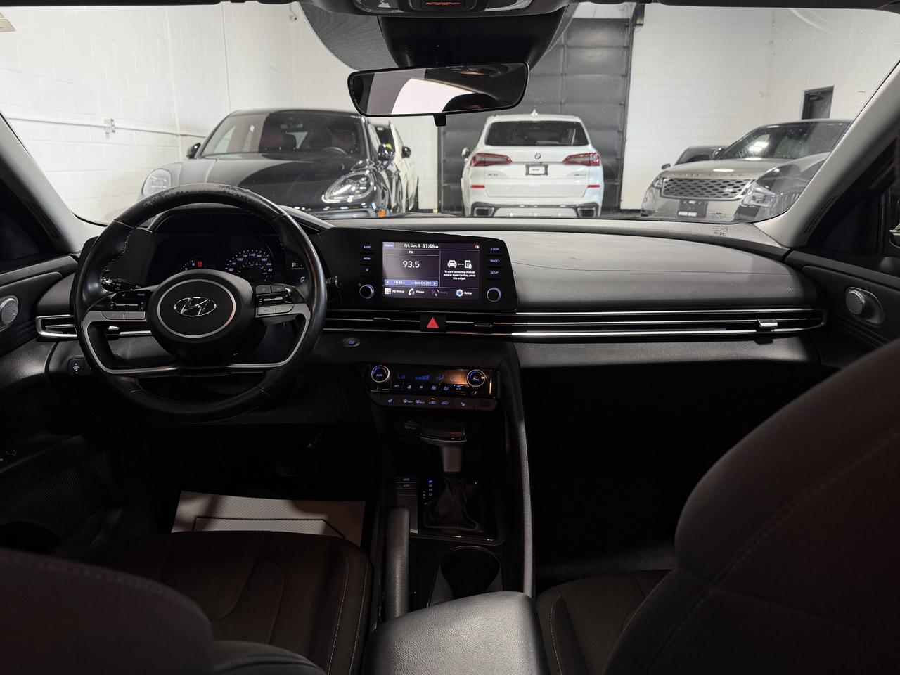 2021 Hyundai Elantra Preferred Photo