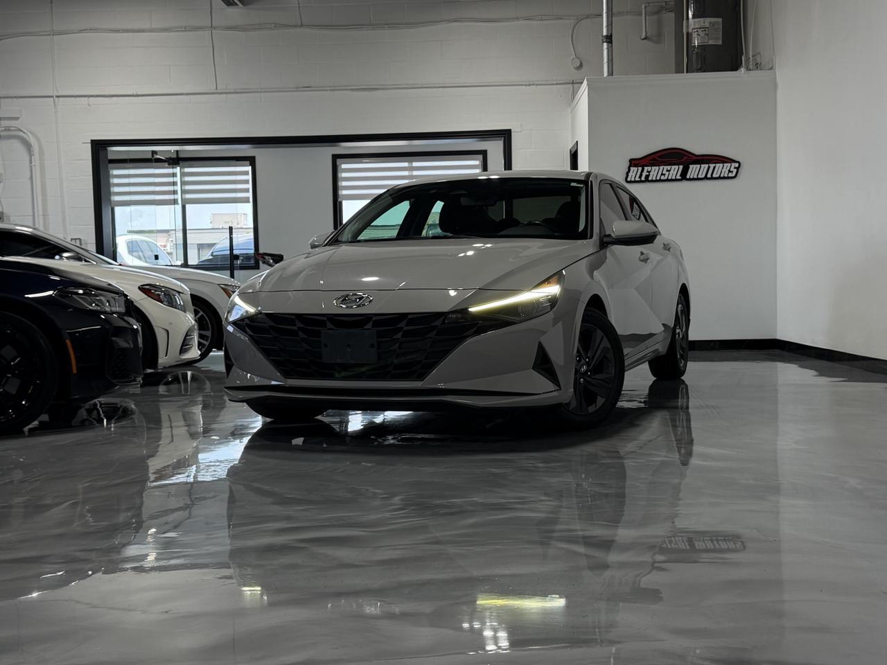 Used 2021 Hyundai Elantra Preferred for sale in Oakville, ON