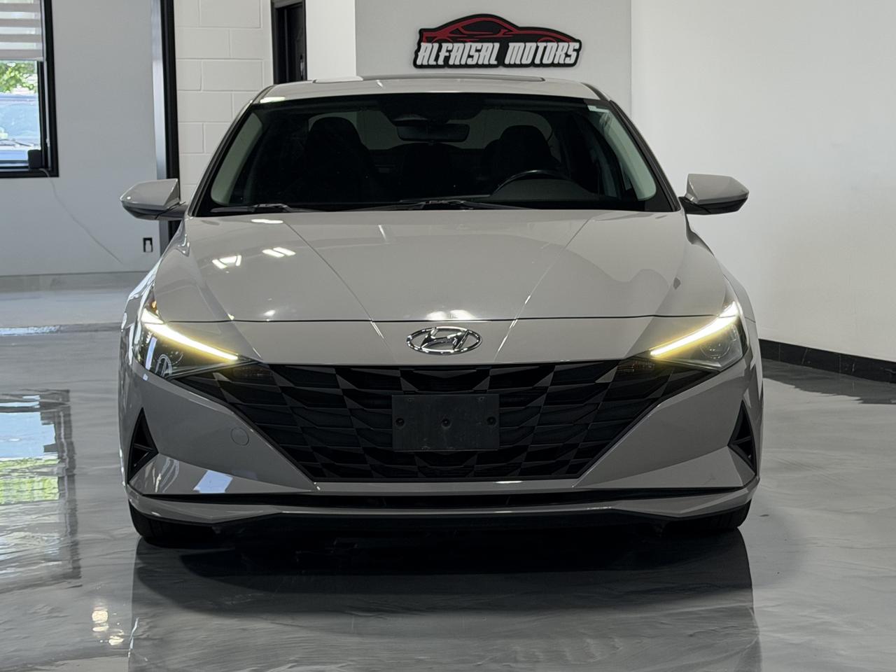 2021 Hyundai Elantra Preferred Photo