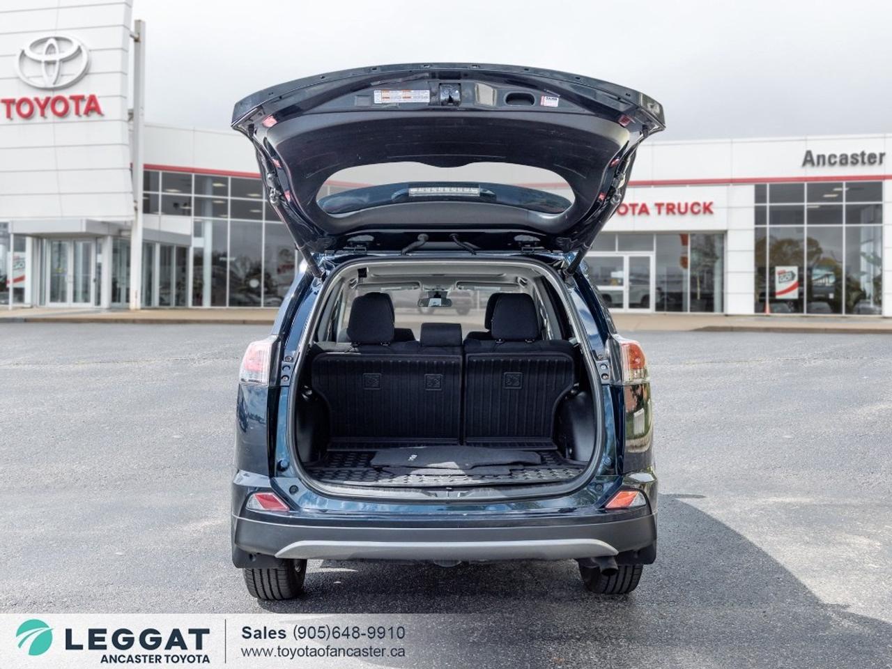 2018 Toyota RAV4 AWD XLE Photo