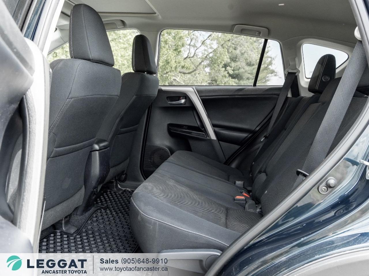 2018 Toyota RAV4 AWD XLE Photo