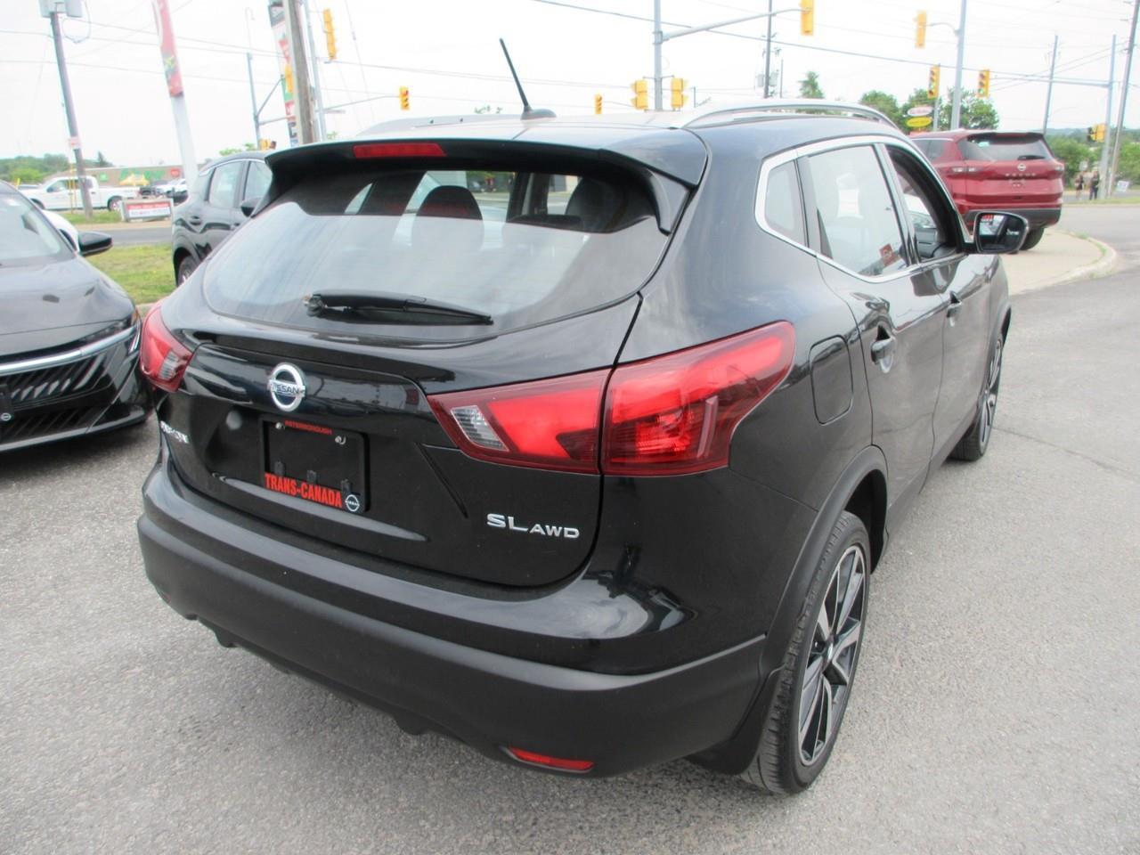 2018 Nissan Qashqai SL Photo