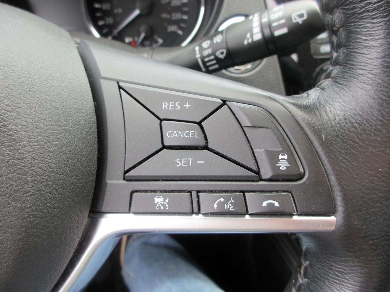 2018 Nissan Qashqai SL Photo