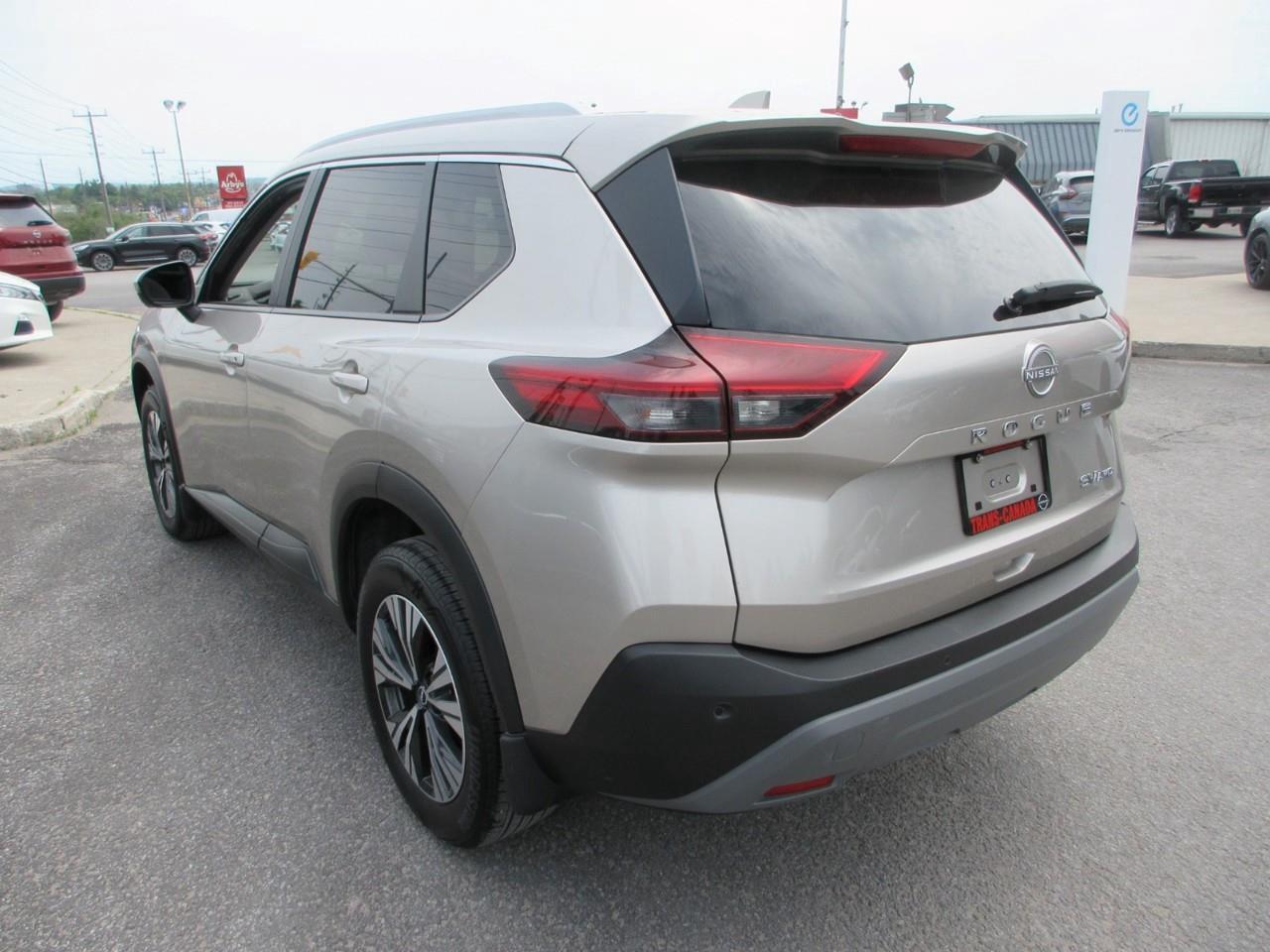 2023 Nissan Rogue  Photo2