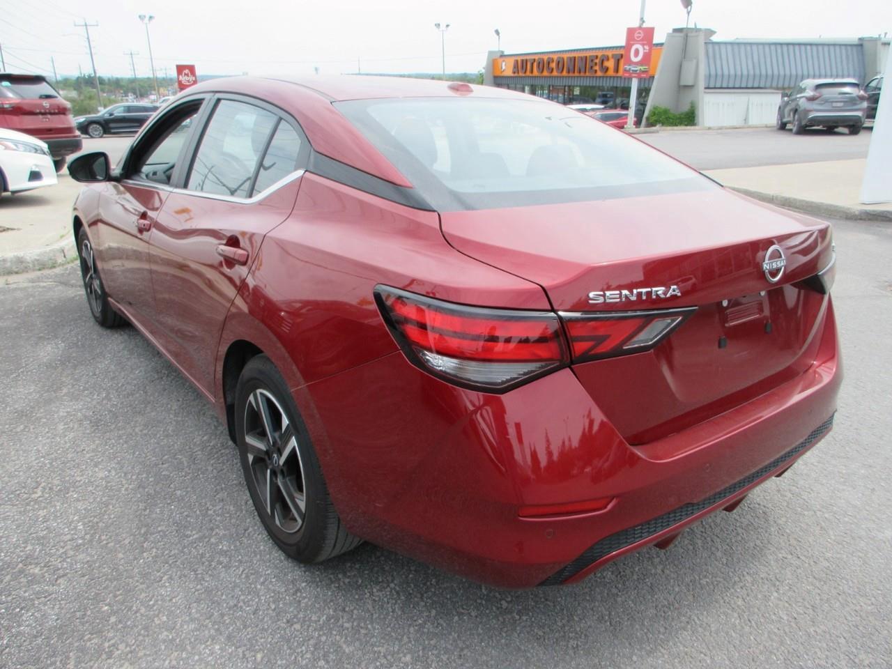 2024 Nissan Sentra SV Photo2