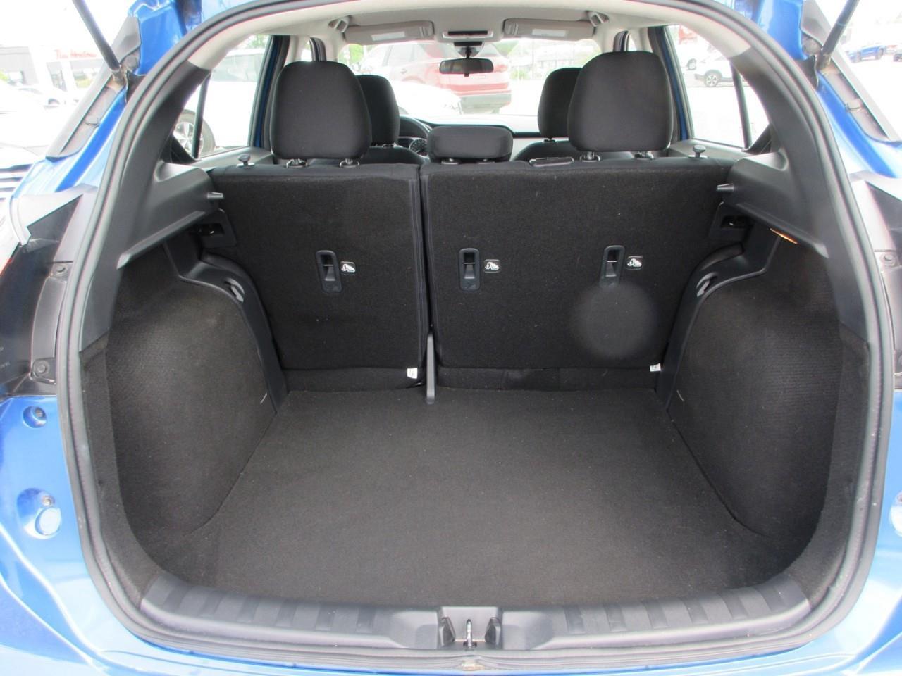 2024 Nissan Kicks S Photo